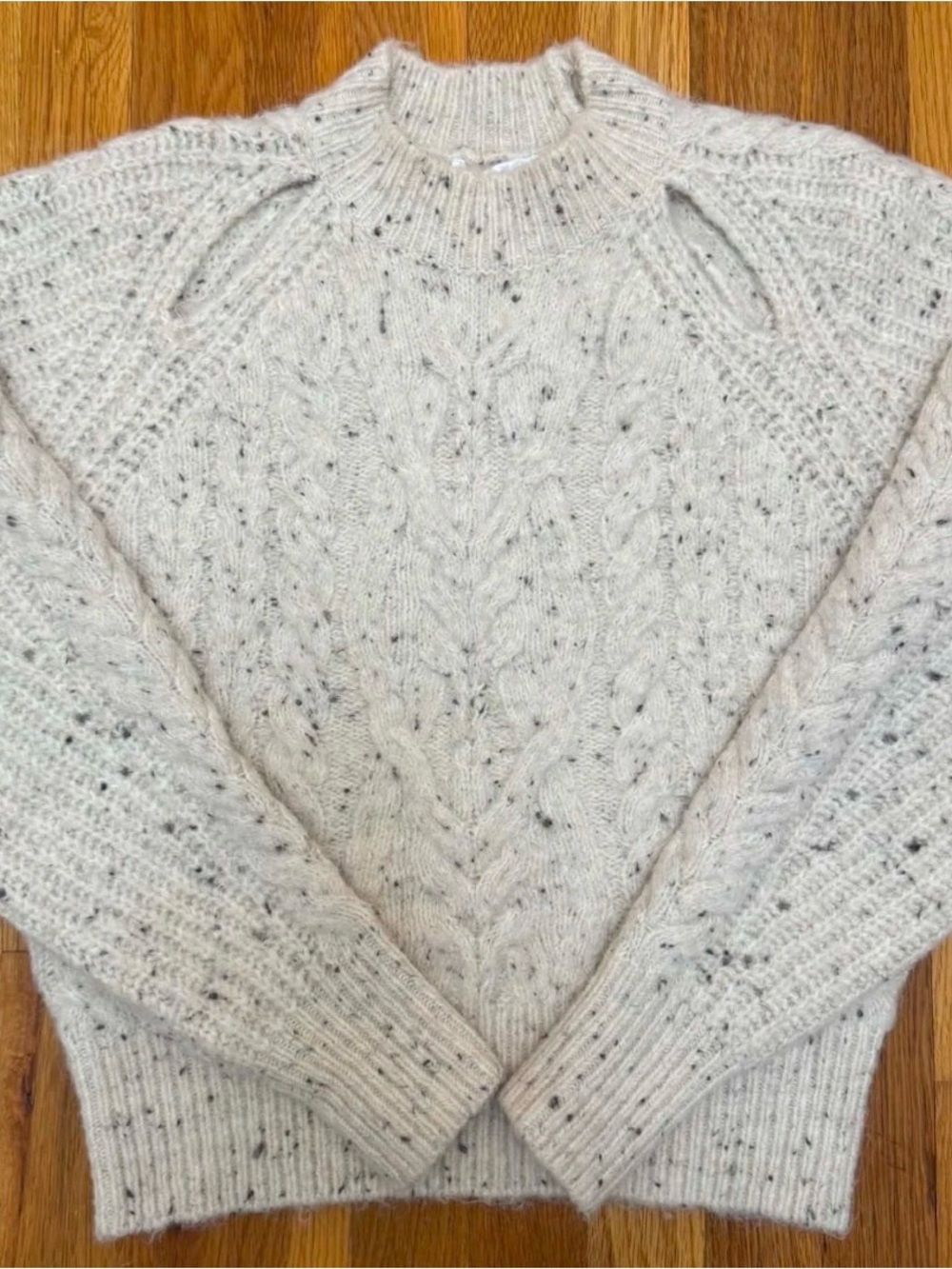 ASTR The Label Cream Knit Cold Shoulder Cable Sweater Sz Small